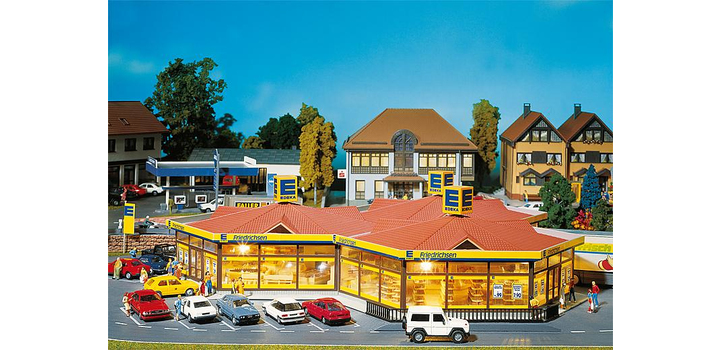 130342 Faller Edeka supermarkt