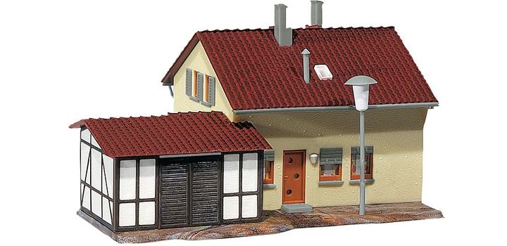 131358 Faller Buitenhuis met uitbouw