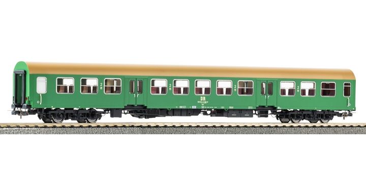 28002 Halberstädter Mitteleinstiegswg. grün 2. Kl. br. Dach DR IV