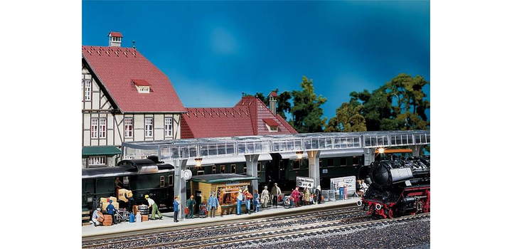120188 Faller Perron met kiosk