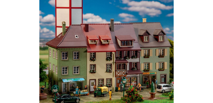 130708 Faller 3 kleine Stadshuizen