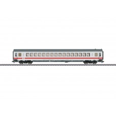 23775 Trix IC Doorgaande coupé Apmz 125.3 met verlichting