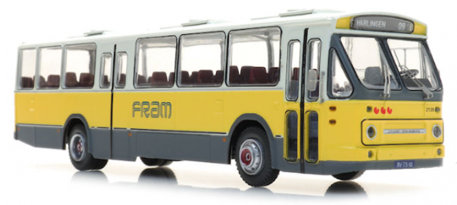487.070.06 Artitec Streekbus FRAM 2139, Leyland, Middenuitstap