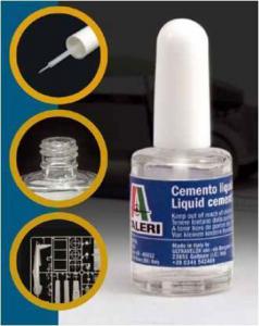 Lijm ITALERI 15ml met kwast