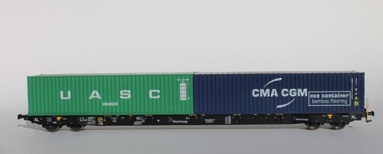 96010057 Igra Model Sggnss 80 Rhein Cargo XL beladen met 1 UASC en 1 CMA container