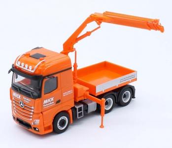 949491 Herpa Mercedes Benz Actros B. 6x4 Mick Volendam (NL) 1:87