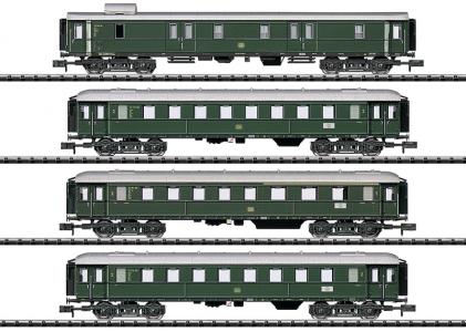 15015 Minitrix N 4-delige rijtuigenset Eilzug met LED verlichting